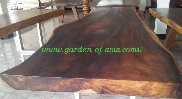 Huge wood table (acacia)